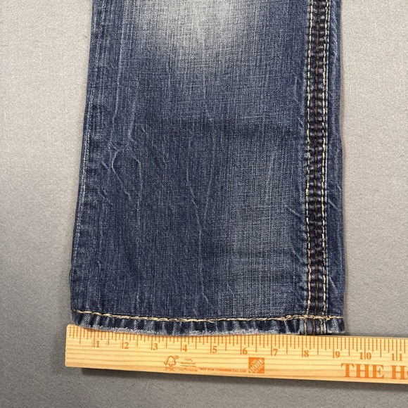 ROCK REVIVAL LUCIO 33 BOOT EMBROIDERED WHISKERING THICK STITCH JEANS - Picture 7 of 10